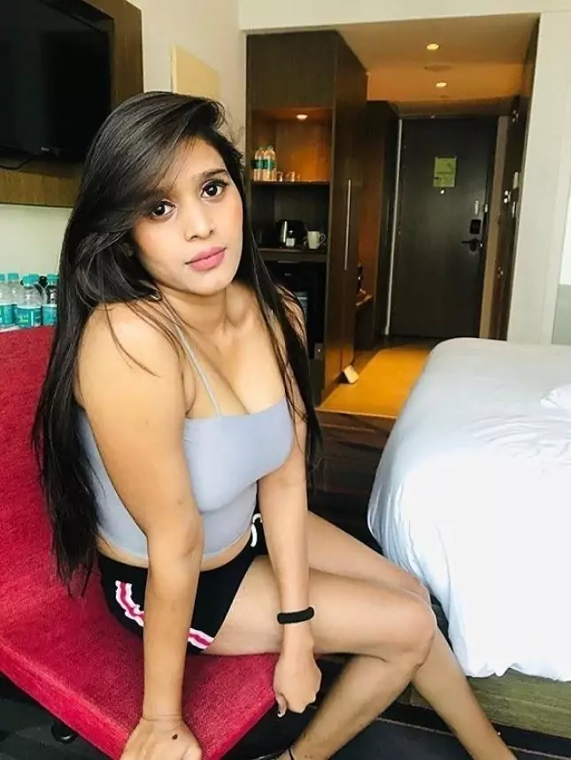 कॉल गर्ल्स सर्विस  पेटलाद